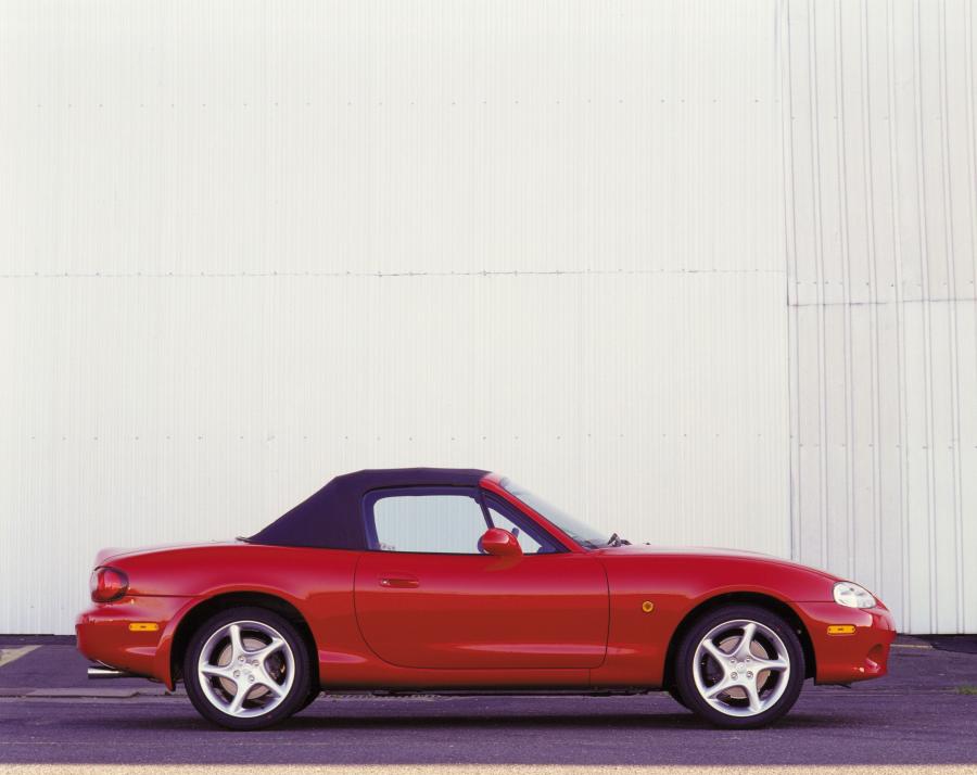  Mazda MX-5 SP (NB2) 2002 года  (AU) (фото 2 из 2)